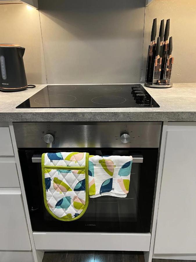 Beautiful Brighton Apartment, 5Min Walk To Beach מראה חיצוני תמונה