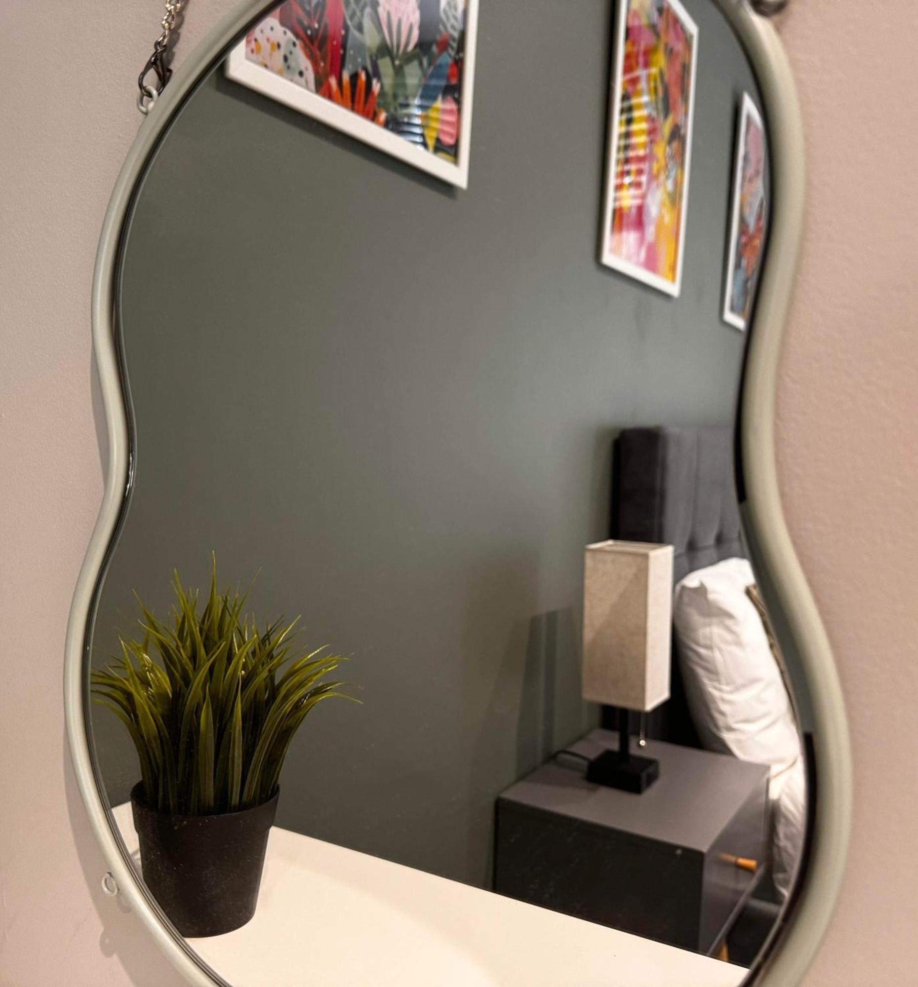 Beautiful Brighton Apartment, 5Min Walk To Beach מראה חיצוני תמונה